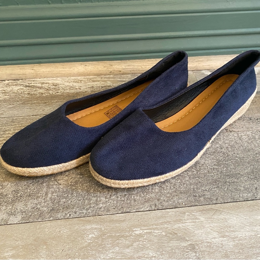 Cute Navy Blue Wedges